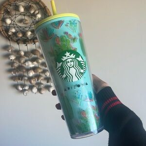Arizona Starbucks cold cup good condition 🤍🌼